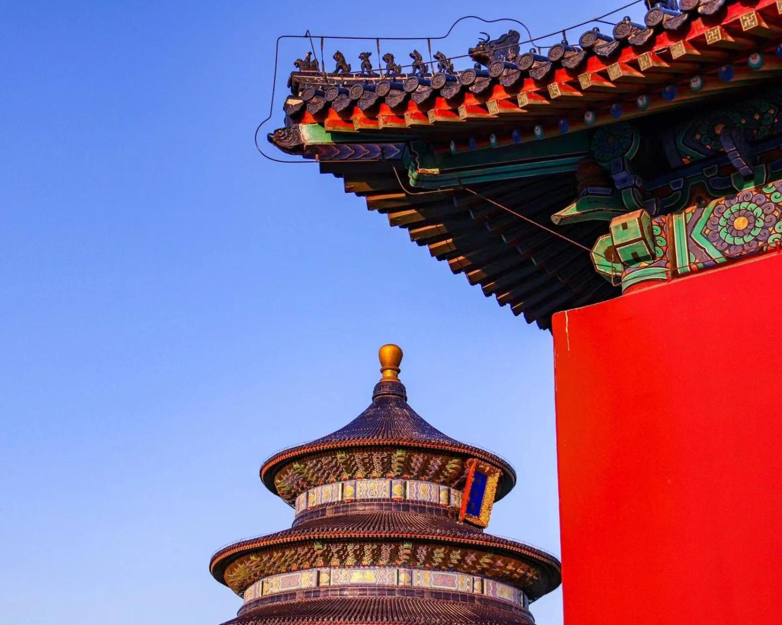 East Sacred Hotel: Near Tiananmen & Metro, Free Amenities Hotel