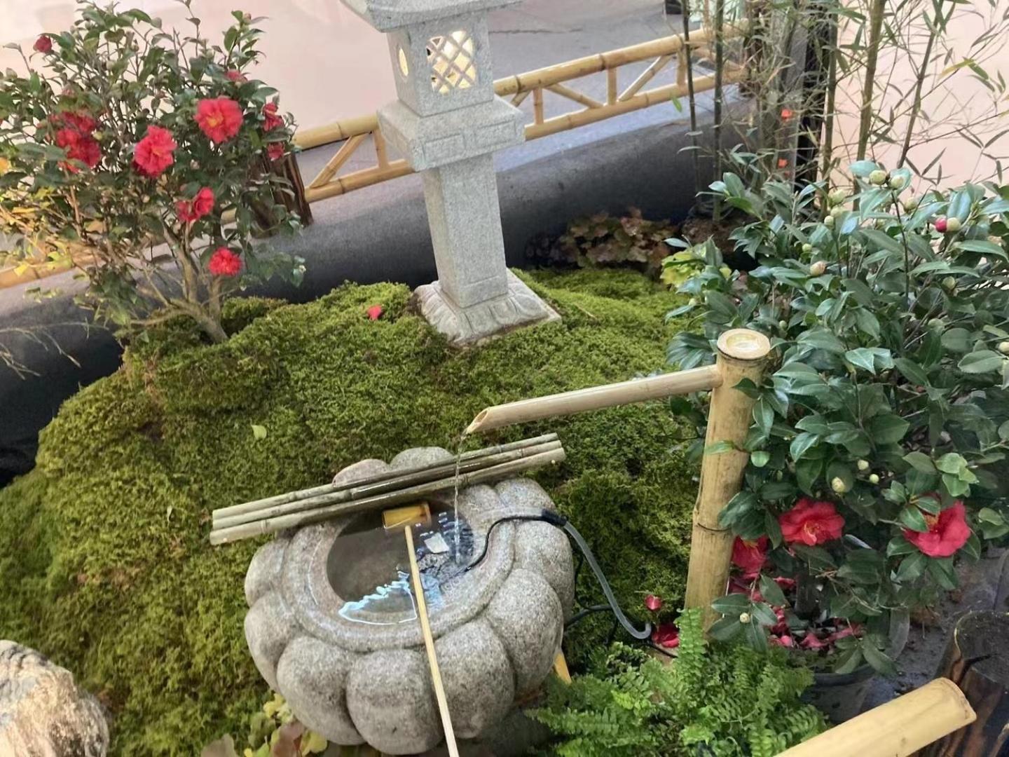 East Sacred ᴸᴱo---foreign Accept---tourism Service English-speaking 丨 Near Tiananmen Forbidden City丨very Close To Metro Zhangzizhong And Beixinqiao 丨european Foot Ball English丨free Advance Tickets And Laundry Drying Service Coffee Snacks 4* Peking (Beijing)