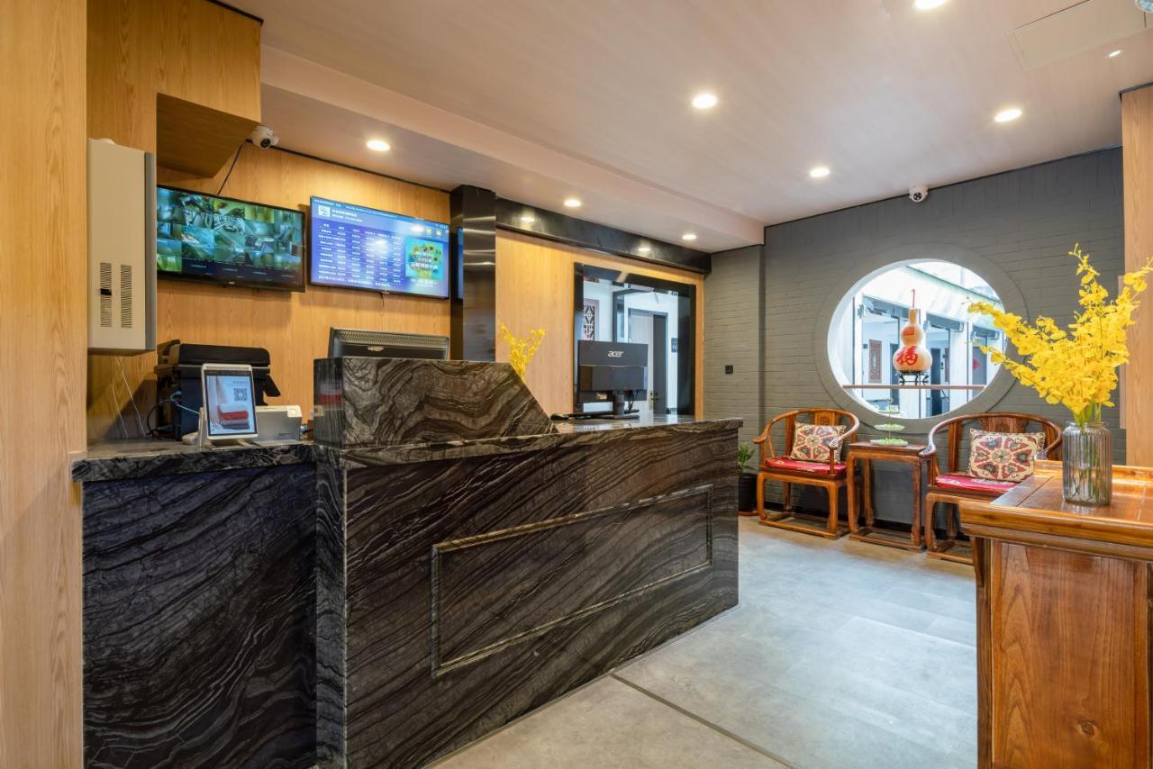 Hotel East Sacred Hotel: Near Tiananmen & Metro, Free Amenities 4*