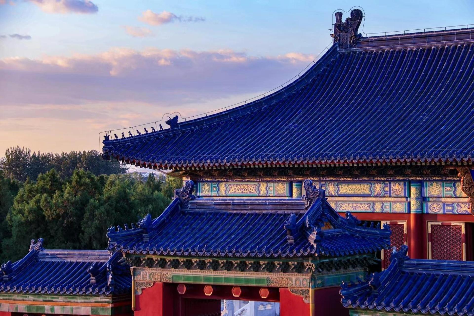 East Sacred Hotel: Near Tiananmen & Metro, Free Amenities 4*