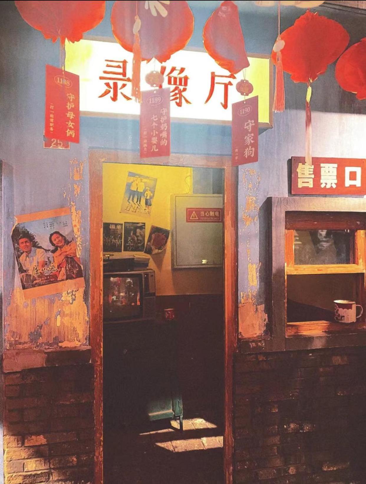 East Sacred Hotel: Near Tiananmen & Metro, Free Amenities Hotel